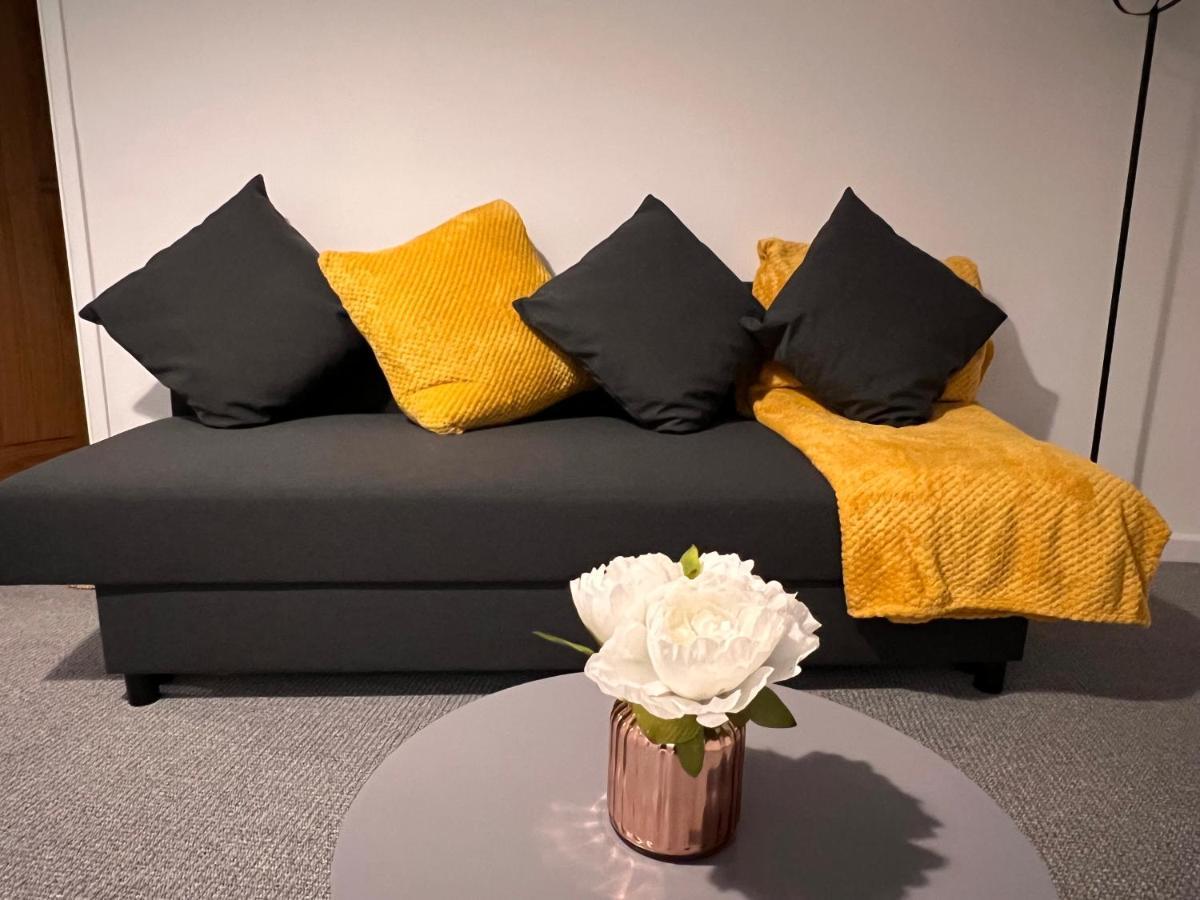 شقة Superb Modern Flat In Northampton, Parking &Ev المظهر الخارجي الصورة